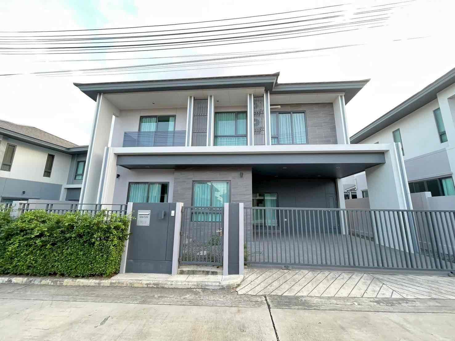 4 Bedroom Villa For Rent In Bang Lamung, Chon Buri