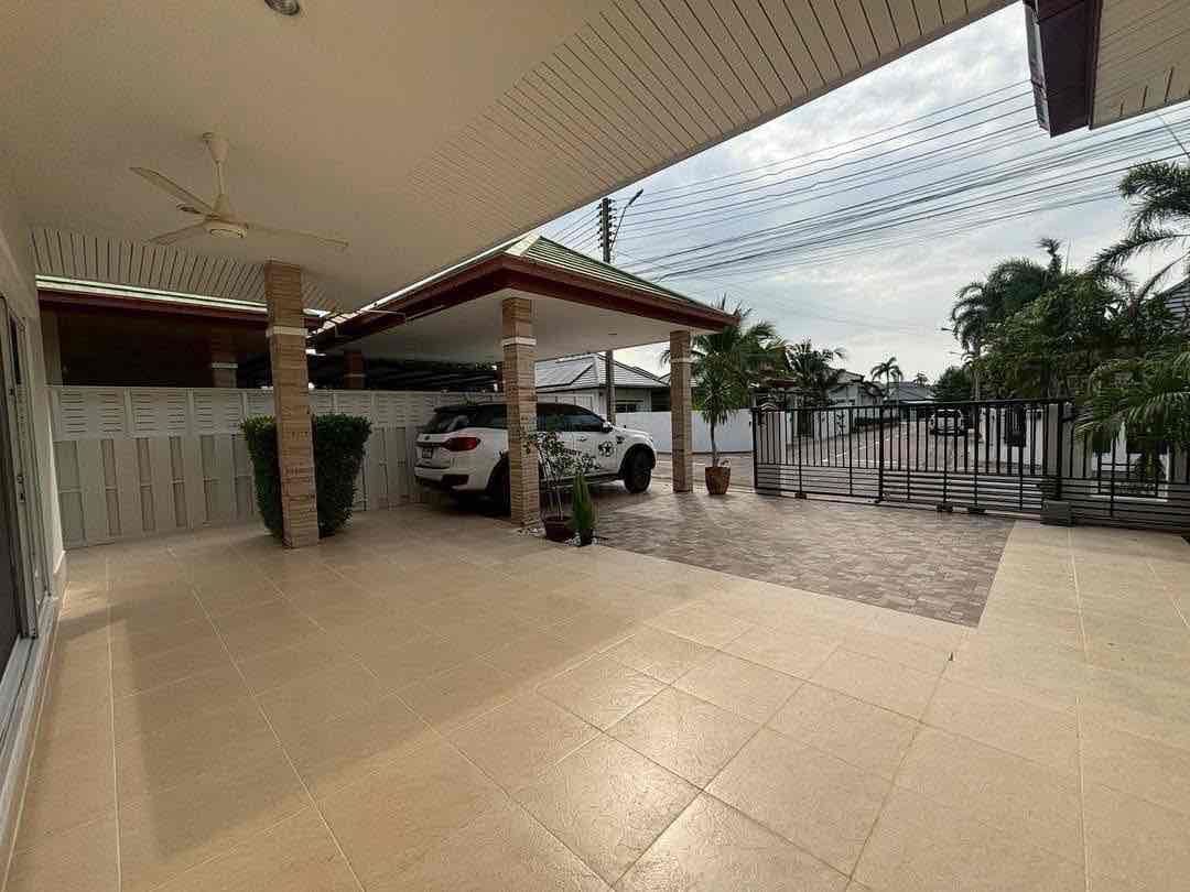 3 Bedroom Villa For Rent In Nong Prue, Chon Buri