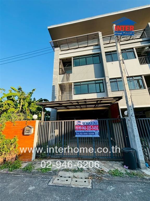 4 Bedroom Townhouse For Rent In Si Kan, Bangkok
