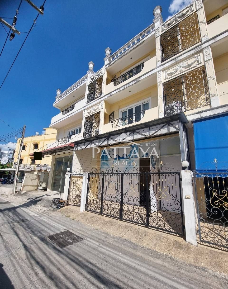 2 Bedroom Townhouse For Rent At Zensiri Midtown Villas