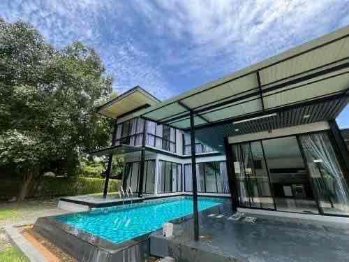 3 Bedroom Villa For Rent In Huai Yai, Chon Buri