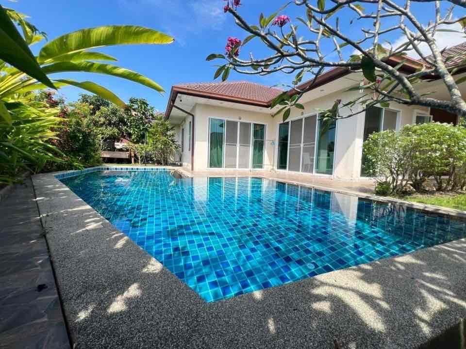 3 Bedroom Villa For Rent In Huai Yai, Chon Buri