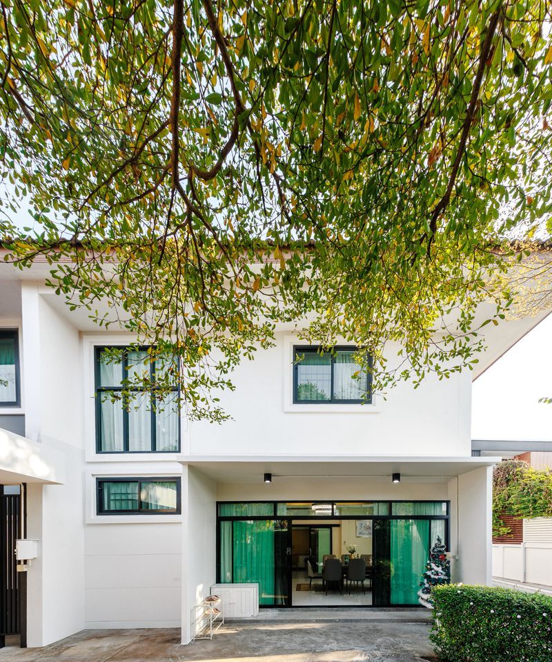 5 Bedroom Villa For Rent At Wang Tan Home
