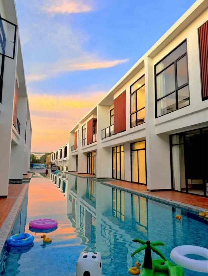 3 Bedroom Villa For Rent In Na Kluea, Chon Buri