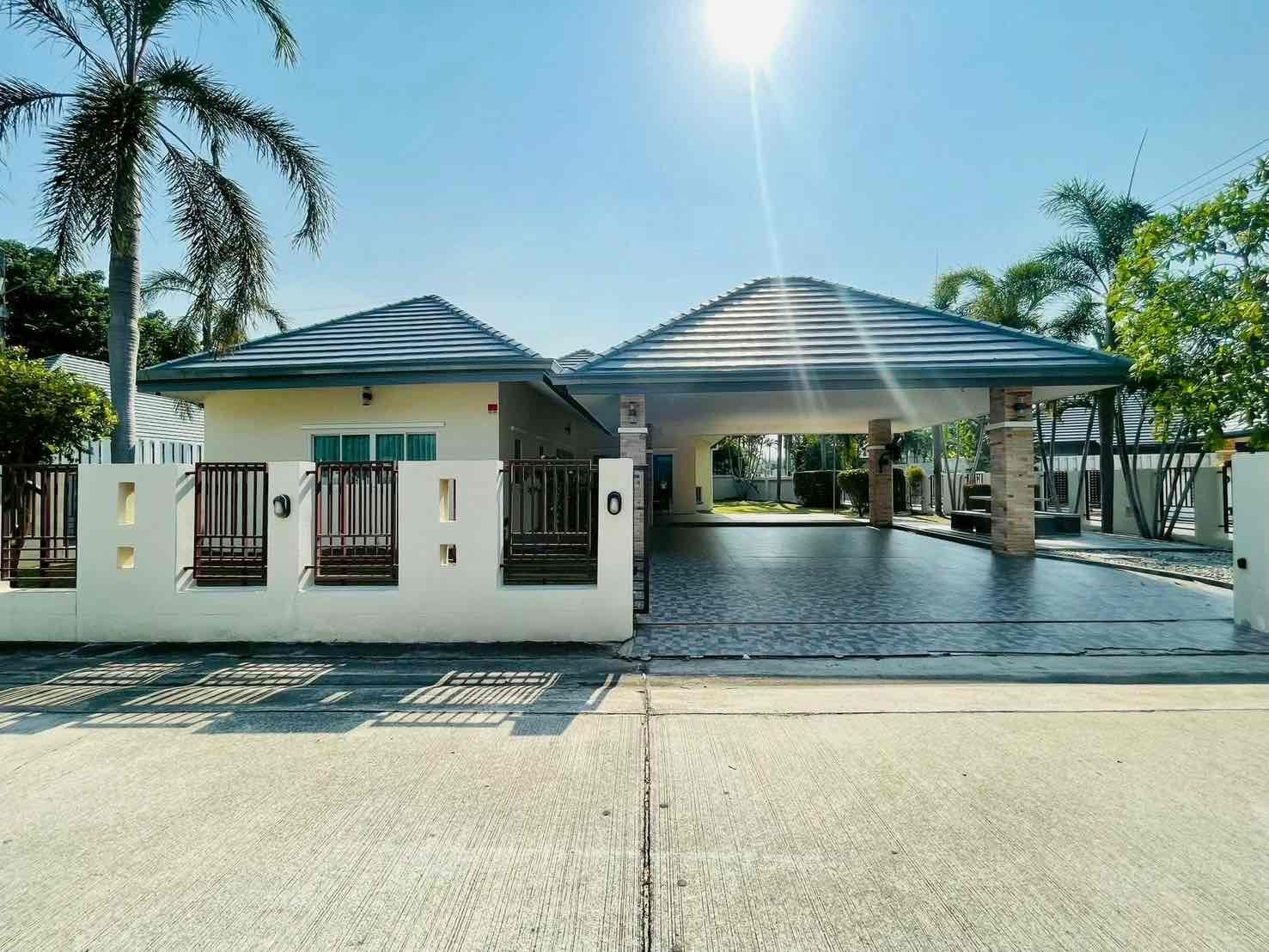 3 Bedroom Villa For Rent In Nong Prue, Chon Buri