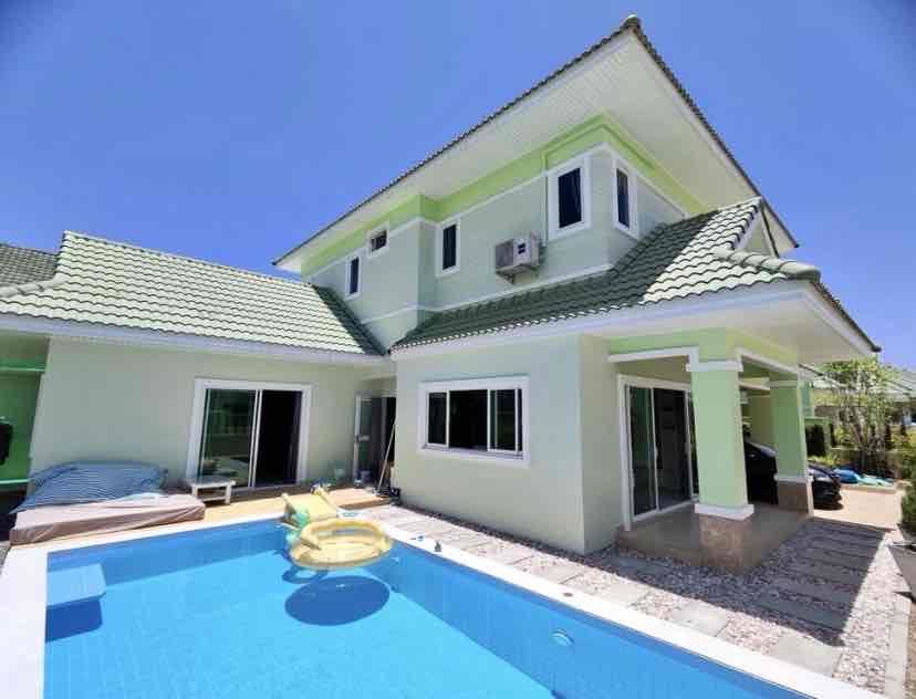 4 Bedroom Villa For Rent In Nong Pla Lai, Chon Buri