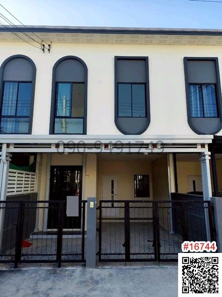 3 Bedroom Townhouse For Rent In Lat Sawai, Pathum Thani