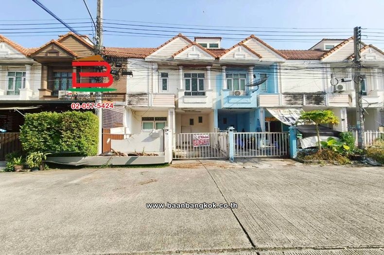 3 Bedroom Townhouse For Rent In Lat Sawai, Pathum Thani
