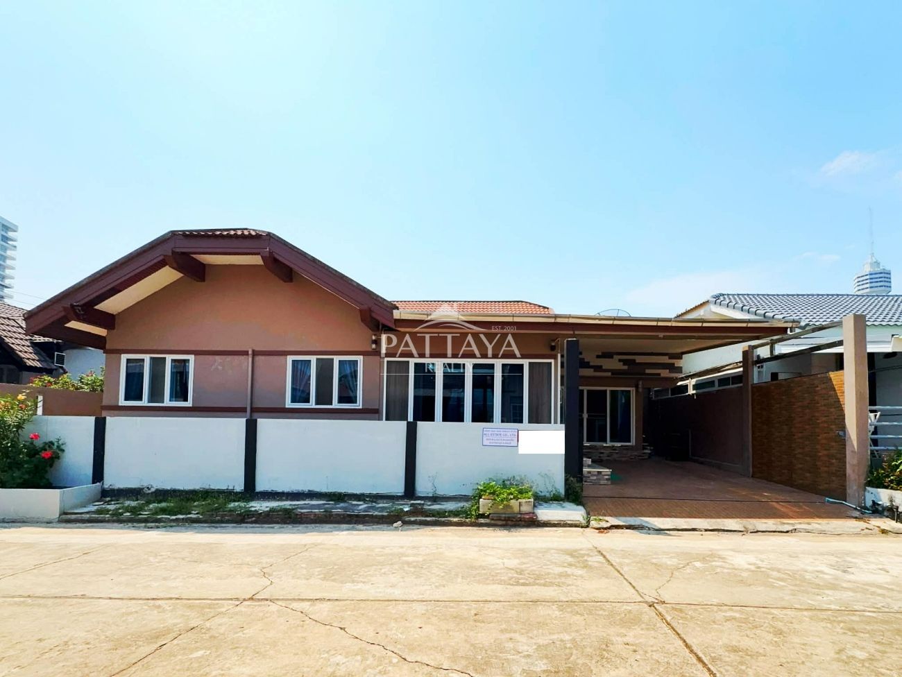 3 Bedroom House For Rent In Nong Prue, Chon Buri