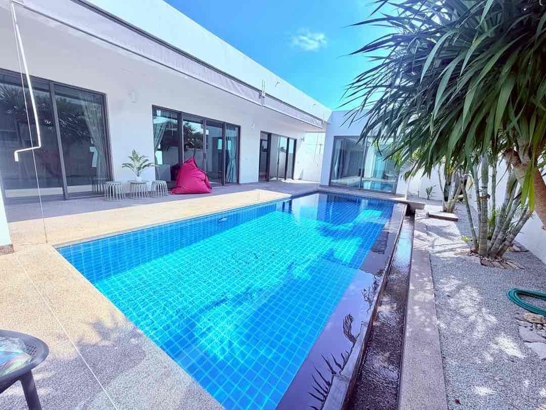 3 Bedroom Villa For Rent In Pong, Chon Buri
