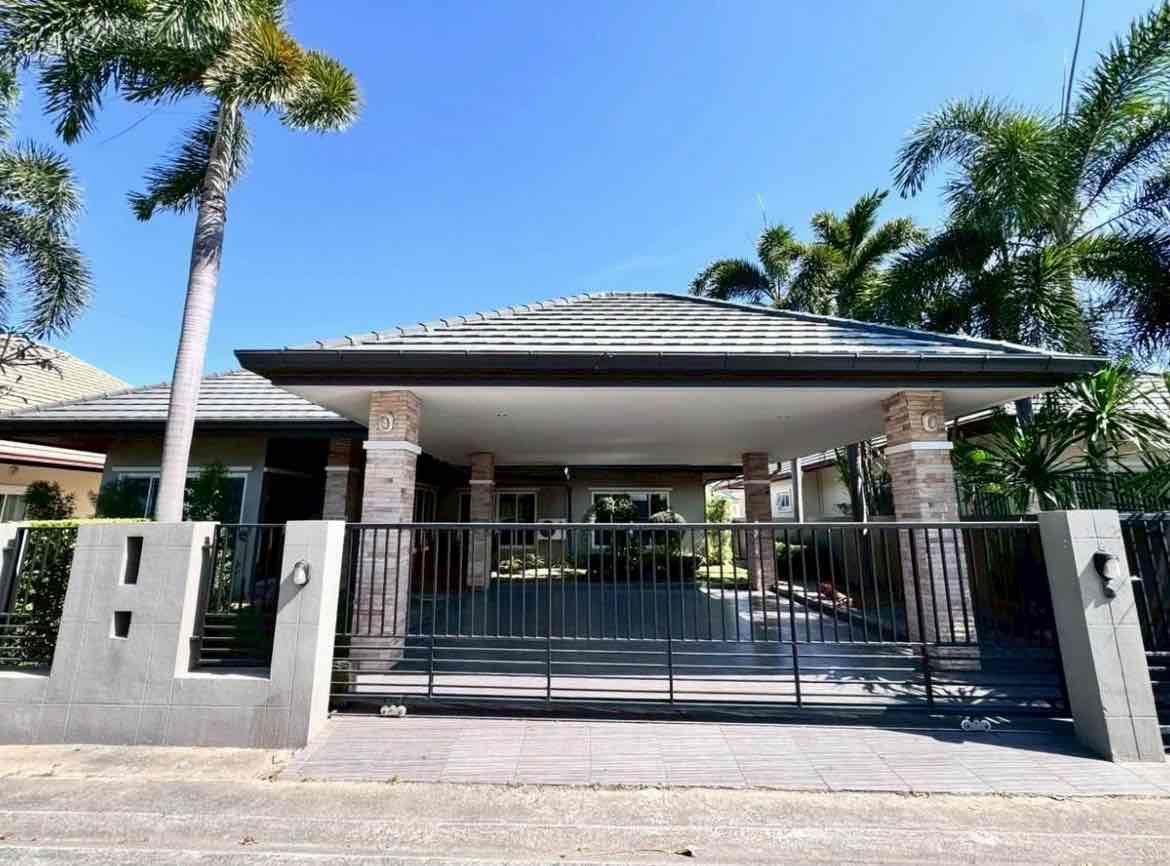 3 Bedroom House For Rent In Nong Prue, Chon Buri