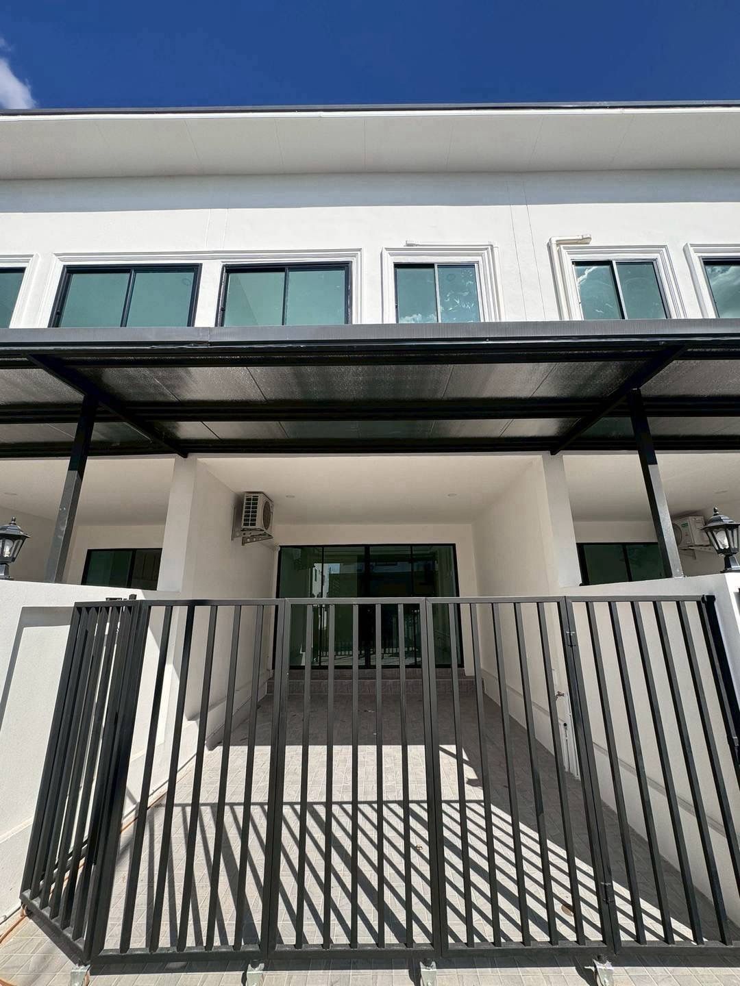 2 Bedroom House For Rent At Rattanakorn Village 17
