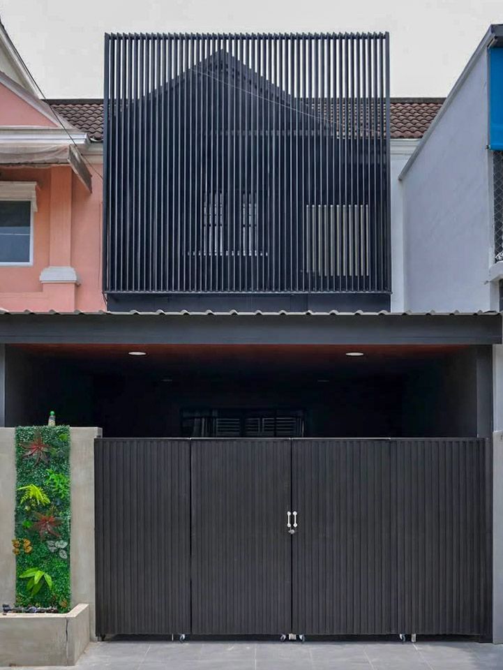 2 Bedroom Townhouse For Rent In Fa Ham, Chiang Mai