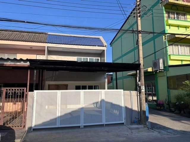 2 Bedroom Townhouse For Rent In Don Mueang, Bangkok