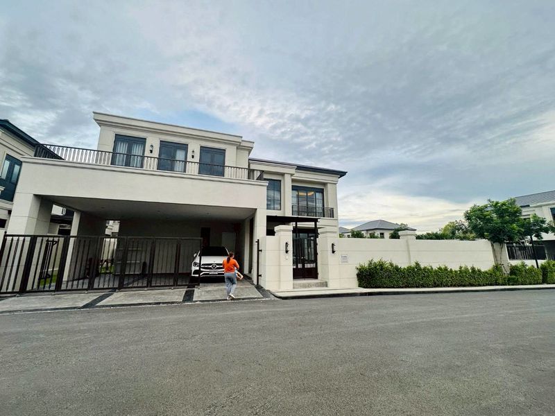 4 Bedrooms Villa for sale In Patta Arcade Nong Pla Lai Pattaya