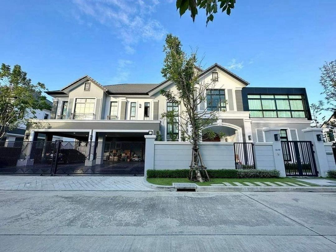 4 Bedrooms House for sale In The Palazzo Pinklao Sala Thammasop Bangkok