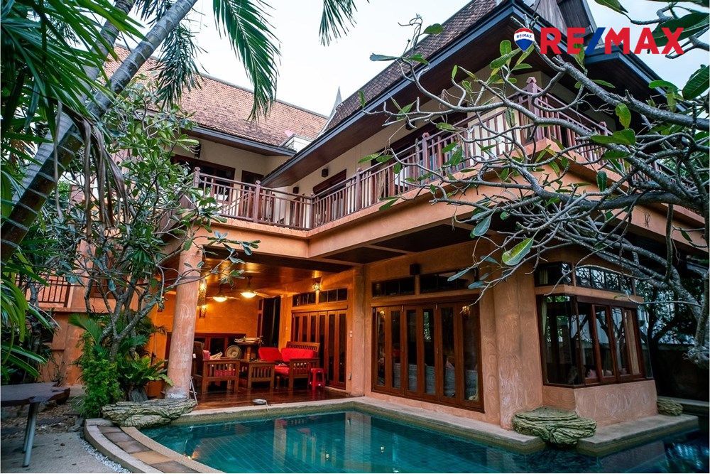 5 Bedrooms House for sale In Tadarawadi South Pattaya Nong Prue Pattaya
