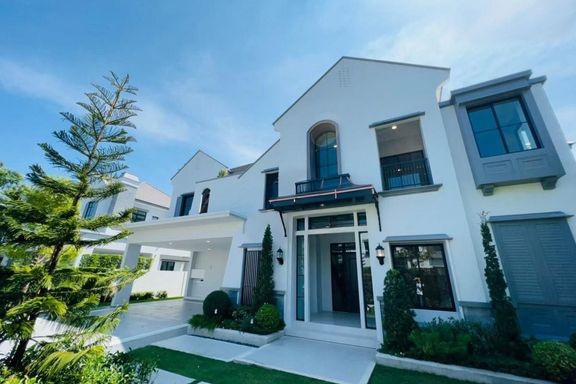 4 Bedrooms House for rent In Nantawan Rama 9 New Krungthepkretha Saphan Sung Bangkok
