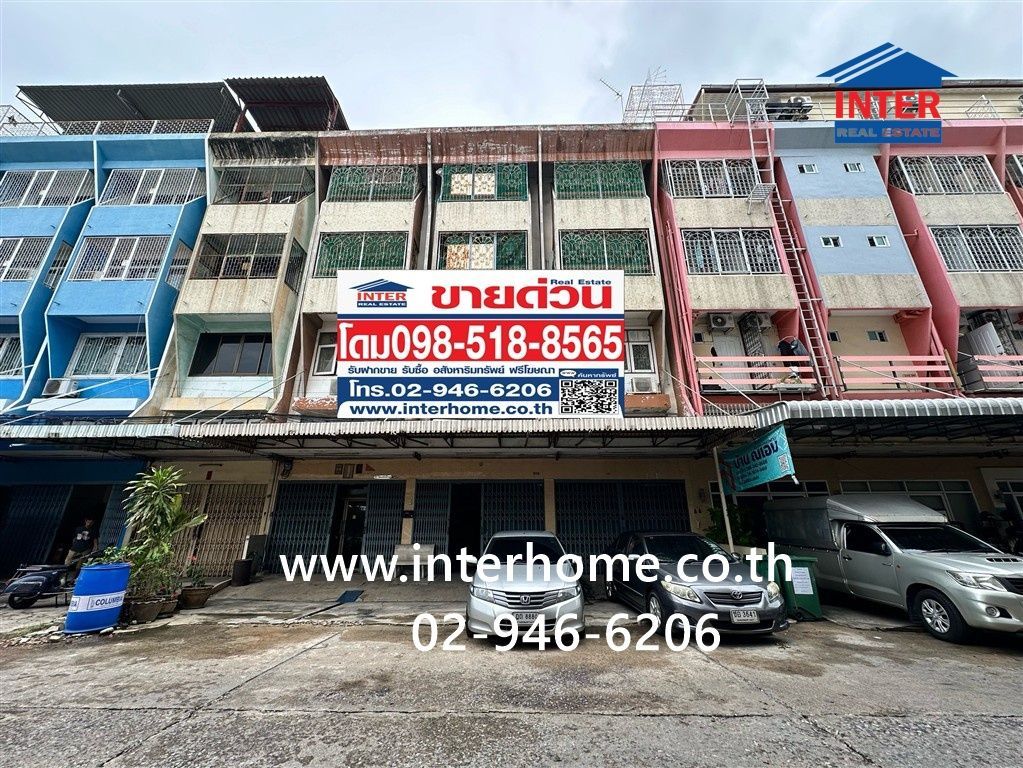 6 Bedrooms Shophouse for sale In Khlong Ton Sai Bangkok