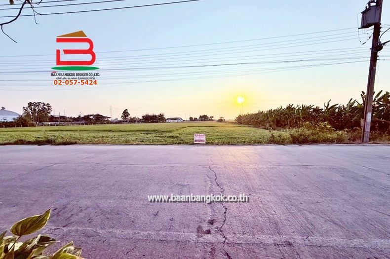 Land for sale In Sai Noi Nonthaburi