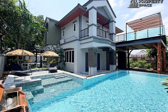 6 Bedrooms Villa for rent In Ta Tawan Village Nong Prue Pattaya