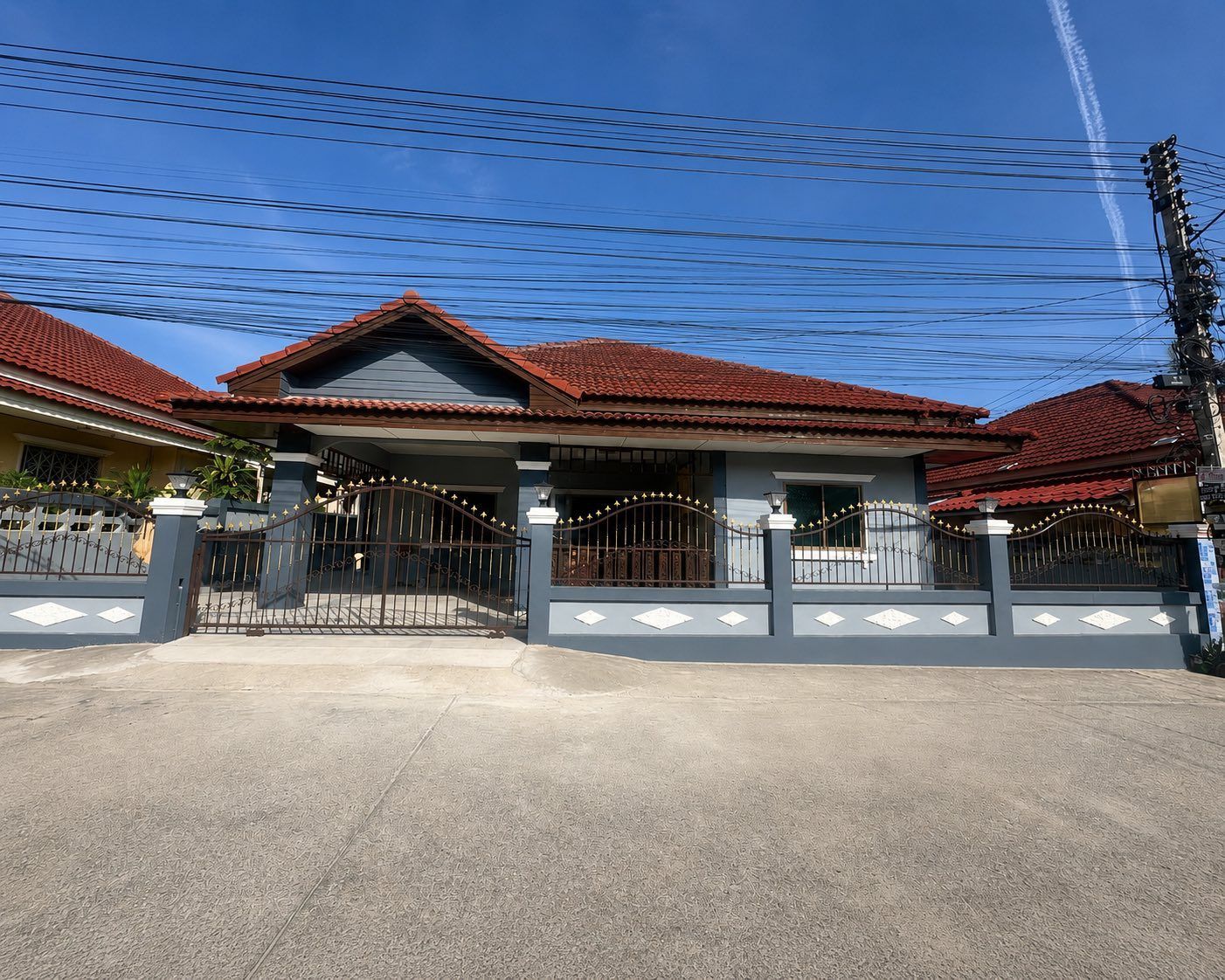 3 Bedroom House For Rent In Nong Prue, Chon Buri