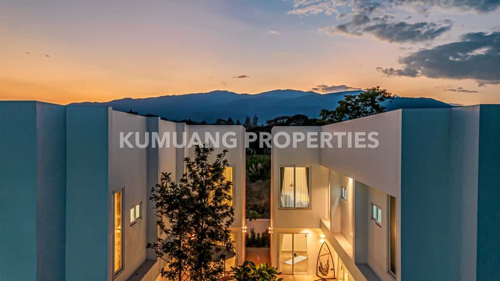7 Bedrooms House for sale In Chang Phueak Chiang Mai