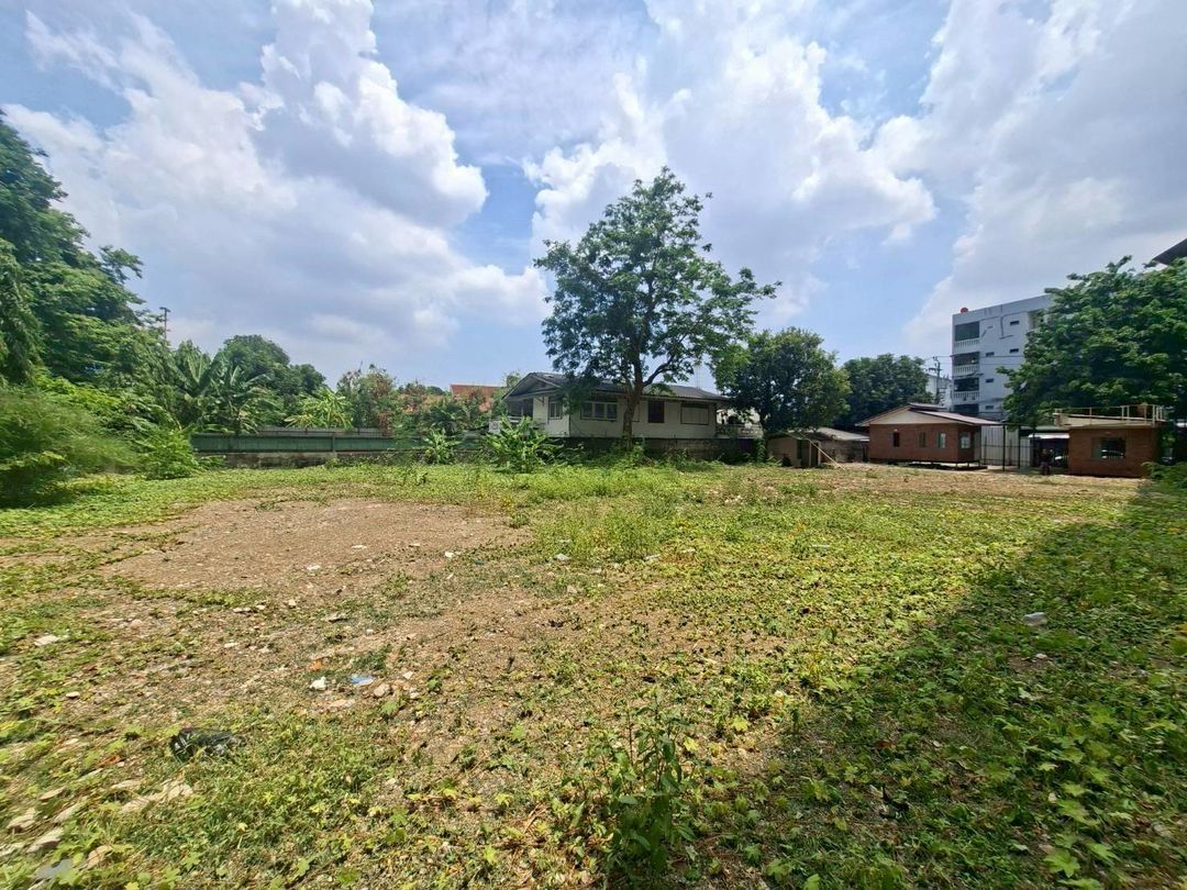 Land for sale In Prawet Bangkok