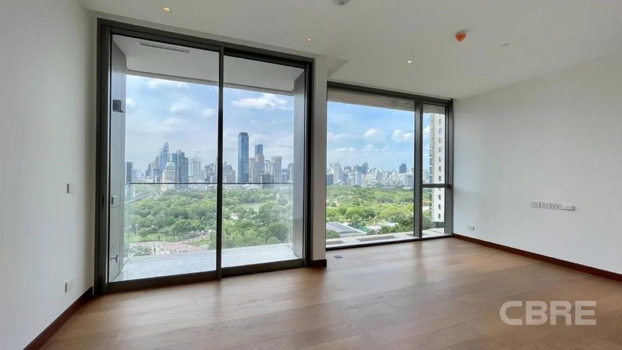 2 Bedrooms Condo for sale In Dusit Central Park Si Lom Bangkok