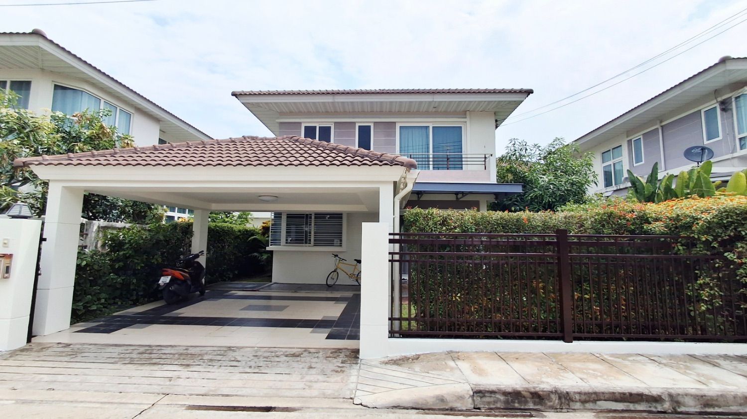 3 Bedroom House For Rent At Supalai Garden Ville Wongwaen - Sankampang