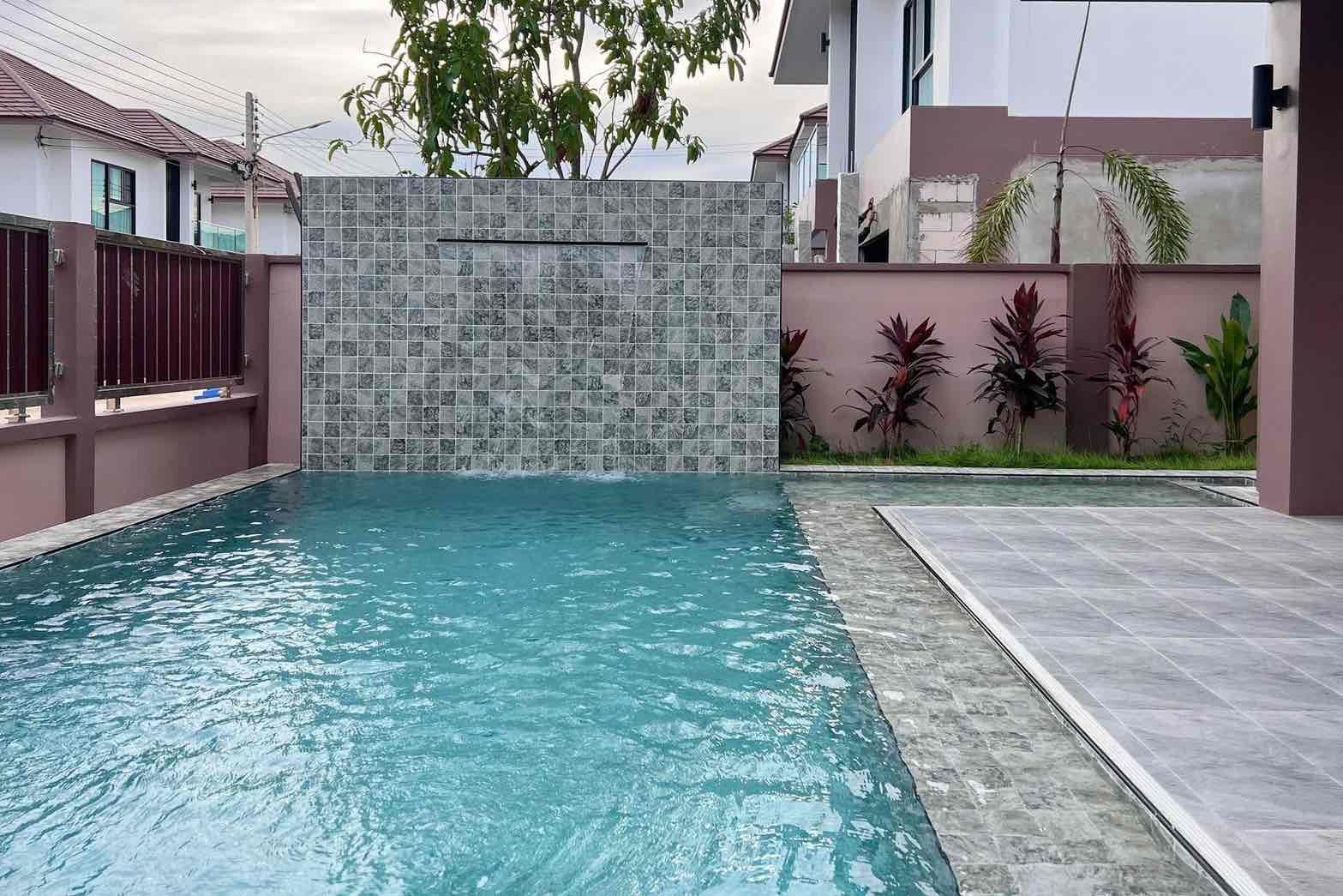 4 Bedroom Villa For Rent In Huai Yai, Chon Buri