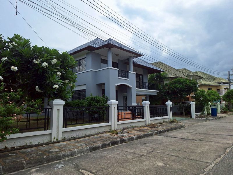 4 Bedroom House For Rent In Si Racha, Chon Buri
