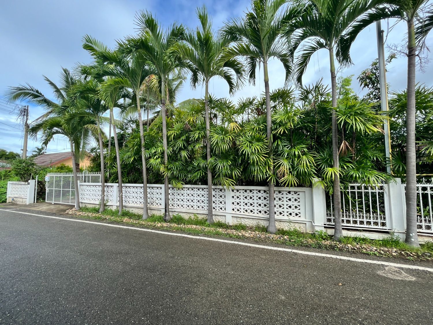 Detached House With Large Garden Area For Rent Near International Schools And 89 Plaza, Chiang Mai