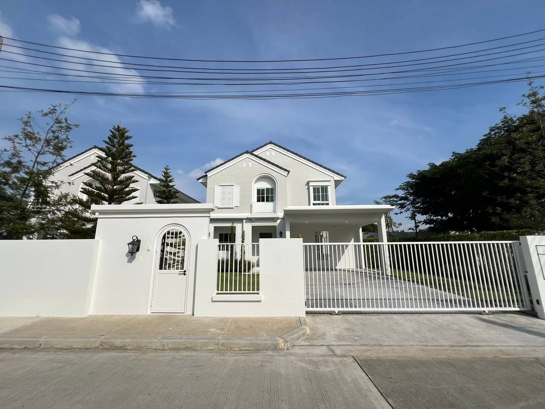 3 Bedroom House For Rent In Mae Hia, Chiang Mai