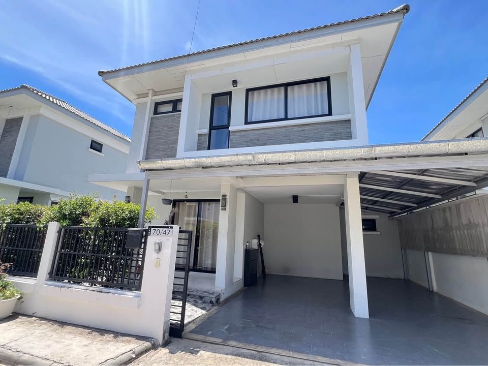 3 Bedroom House For Rent In Nong Prue, Chon Buri