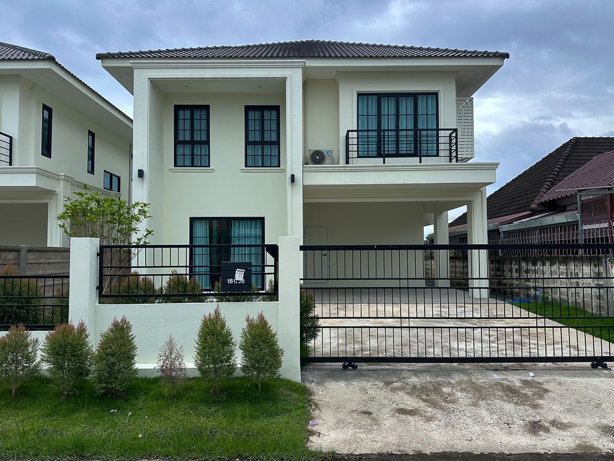4 Bedroom House For Rent In San Phisuea, Chiang Mai