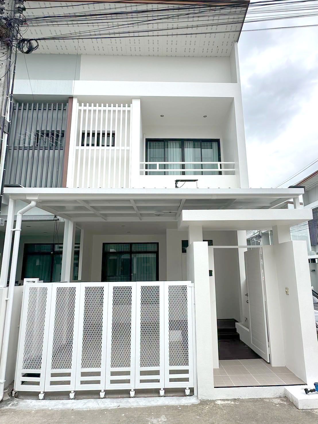 2 Bedroom House For Rent At Pimmada Home