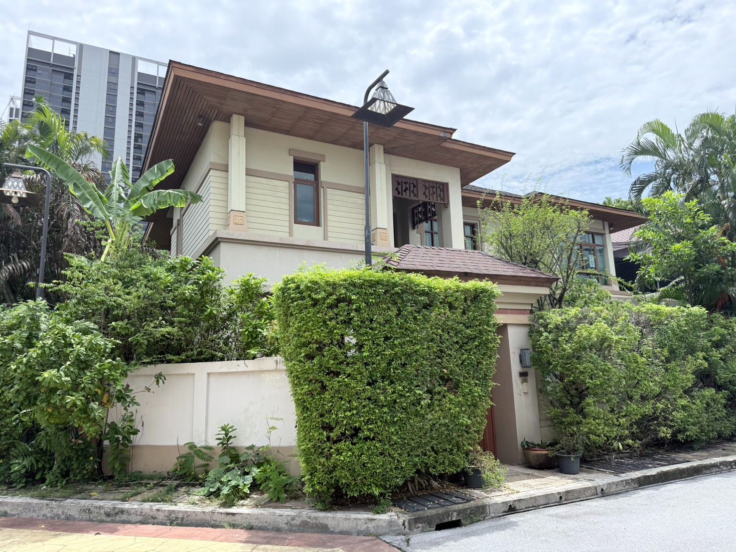 5 Bedrooms House for sale In Siritavara Ekamai Ramintra Bang Bon Bangkok