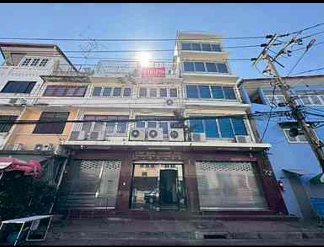 12 Bedrooms House for sale In Somdet Chaophraya Bangkok