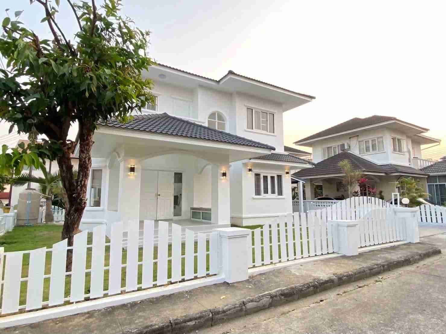 4 Bedroom House For Rent In San Sai Noi, Chiang Mai