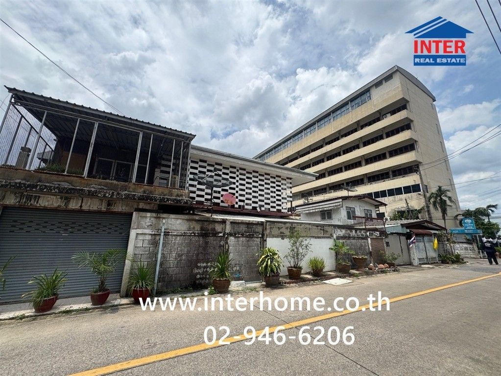 Land for sale In Arun Ammarin Bangkok