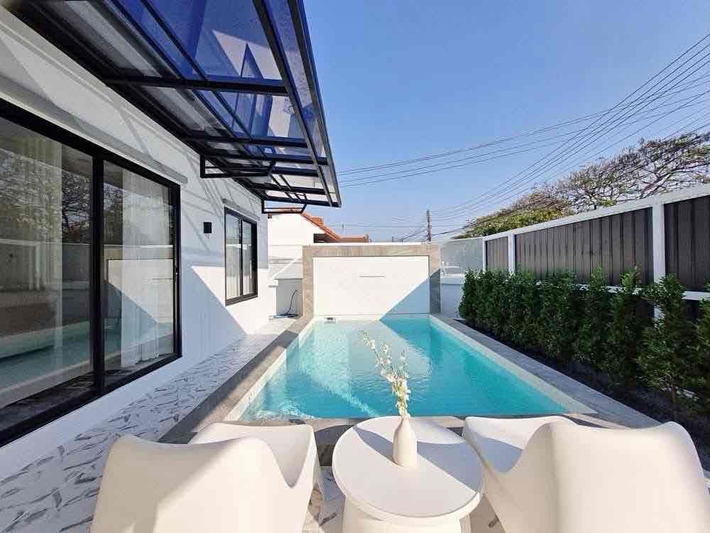3 Bedroom Villa For Rent In Nong Prue, Chon Buri