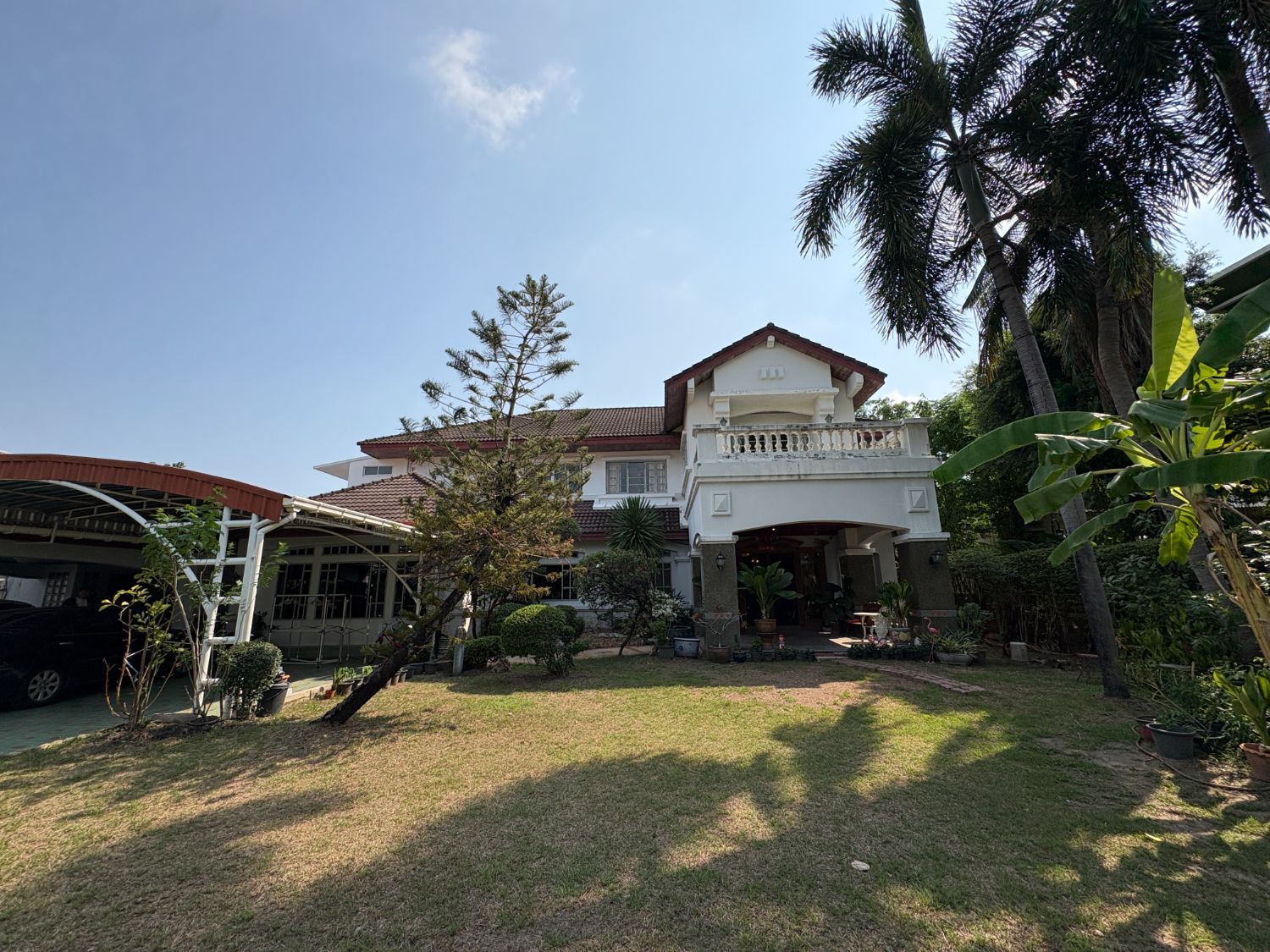 5 Bedrooms House for sale In Baan Ladawan Srinakarin Samrong Nuea Samut Prakan