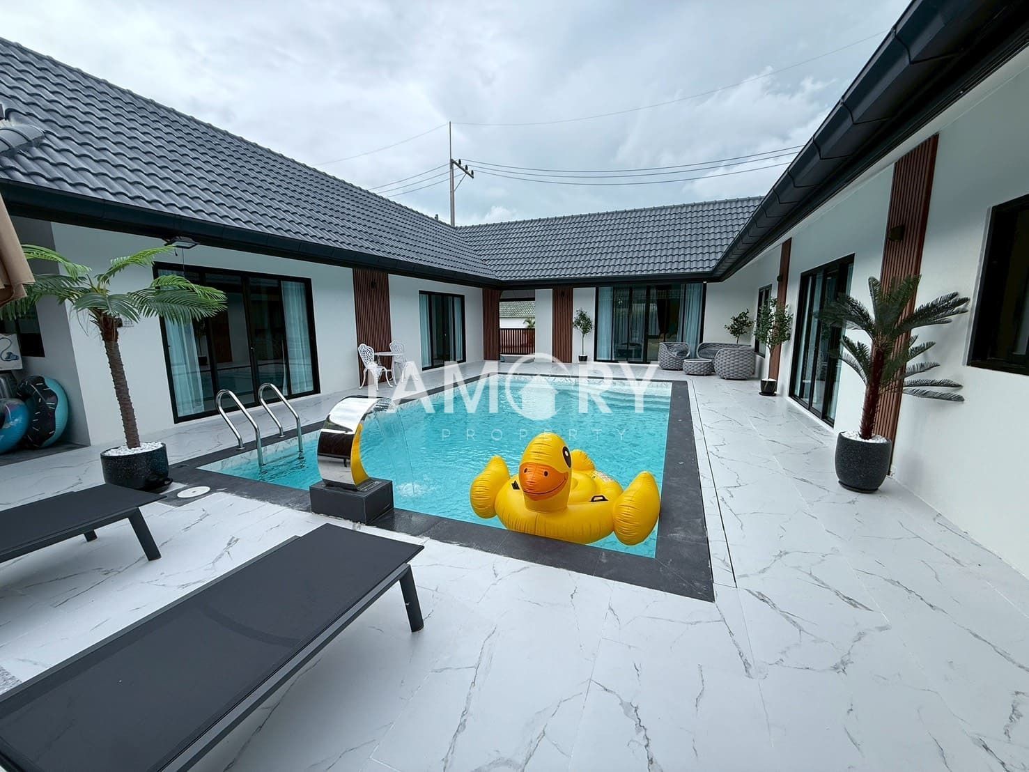 4 Bedroom Villa For Rent At Siam Place