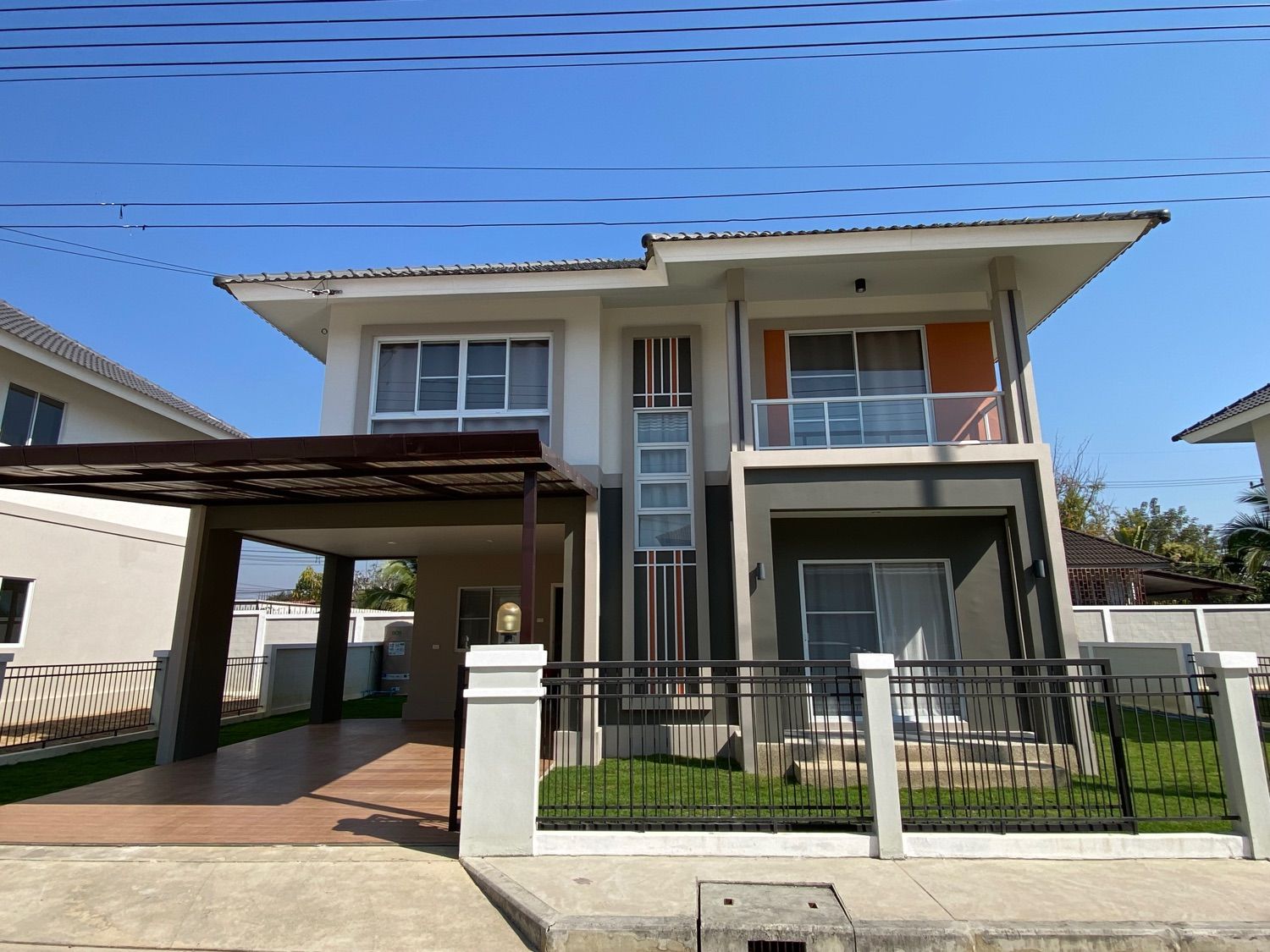 3 Bedroom House For Rent In San Phak Wan, Chiang Mai