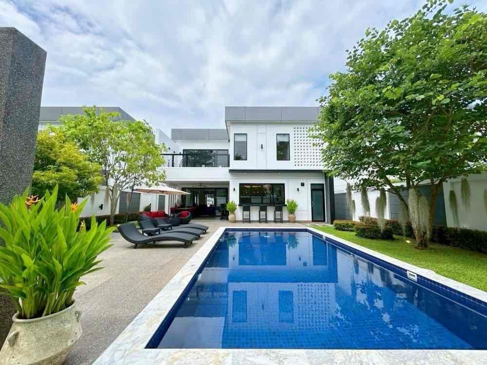 4 Bedroom Villa For Rent In Mae Hia, Chiang Mai
