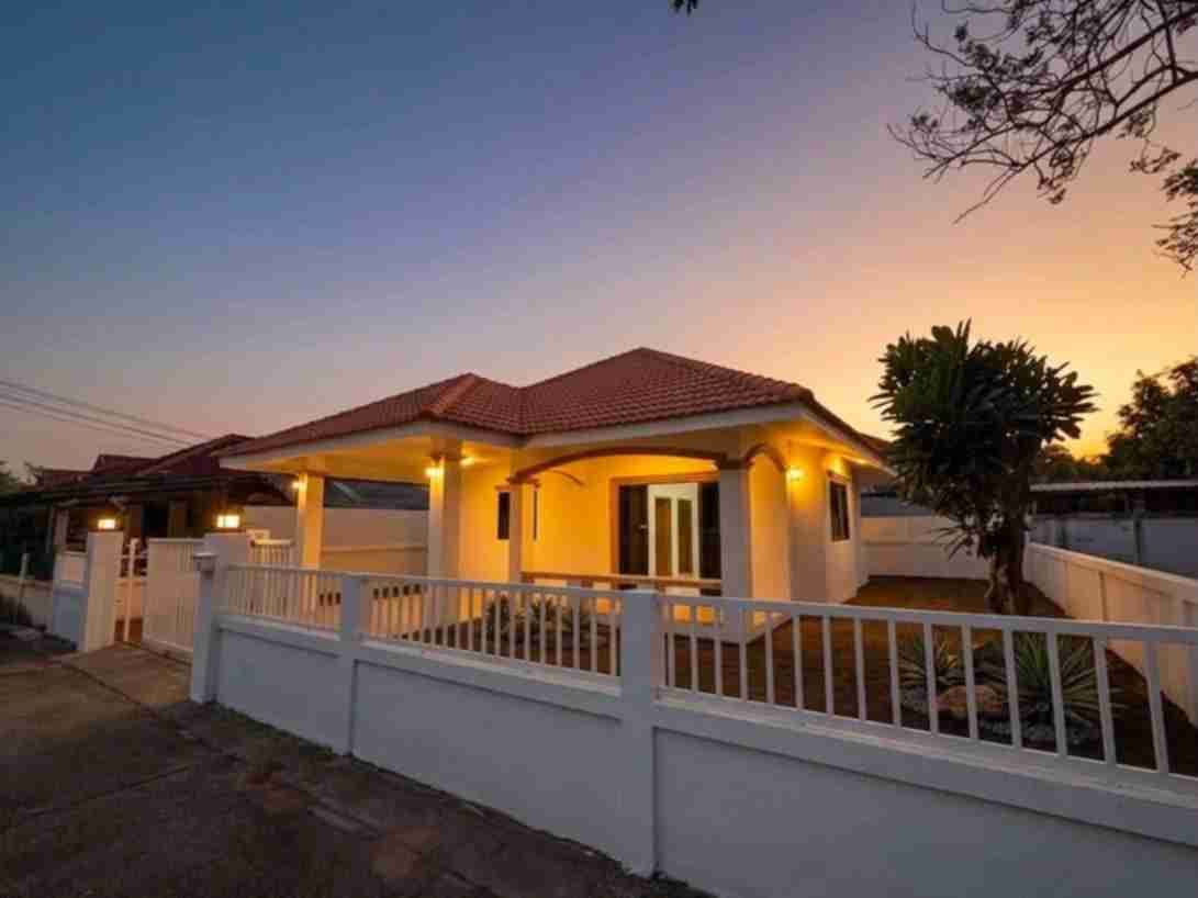 2 Bedroom House For Rent In San Pa Pao, Chiang Mai