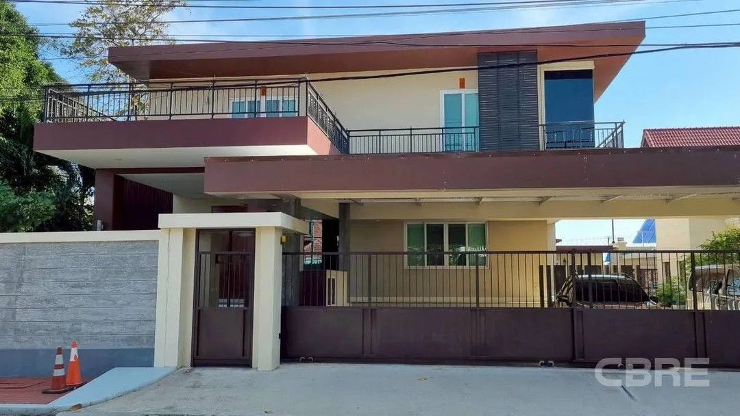 4 Bedrooms House for sale In Bang Chalong Samut Prakan