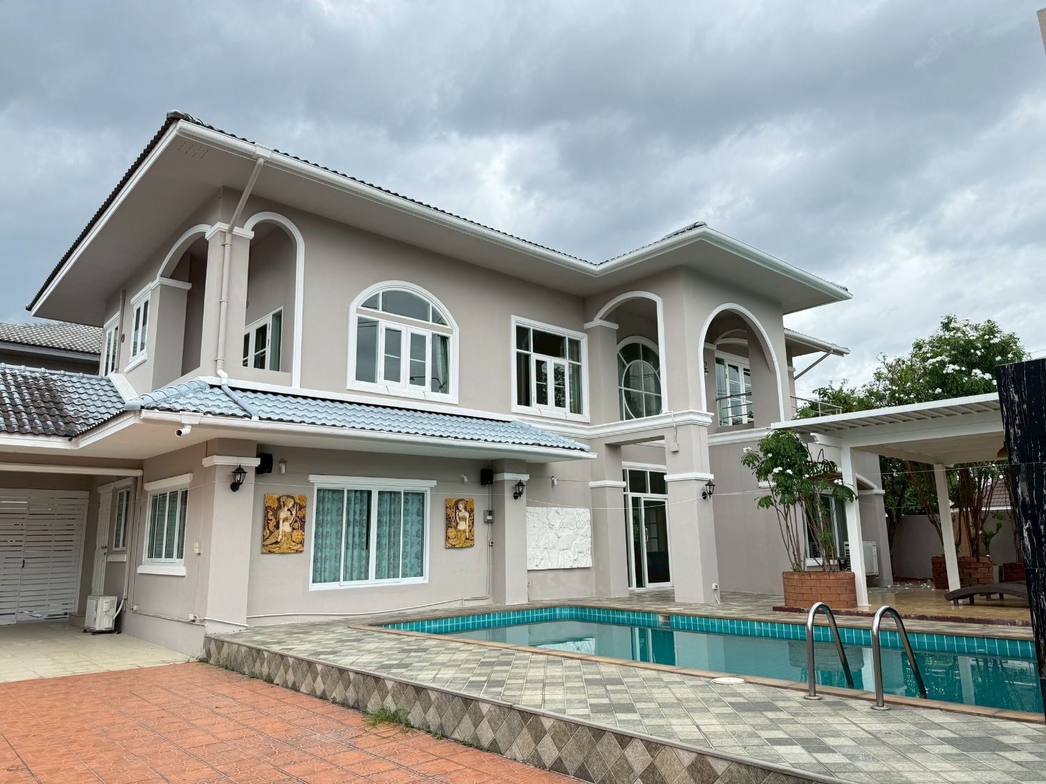 5 Bedroom House For Rent At Tropical Emperor 2