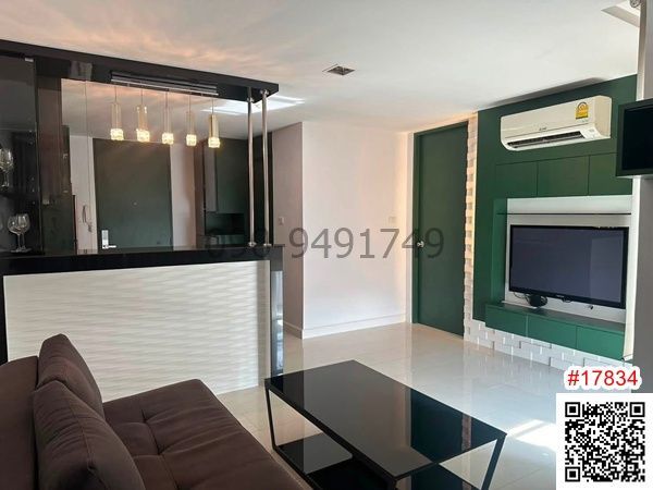 1 Bedroom Townhouse For Rent In Phlapphla, Bangkok